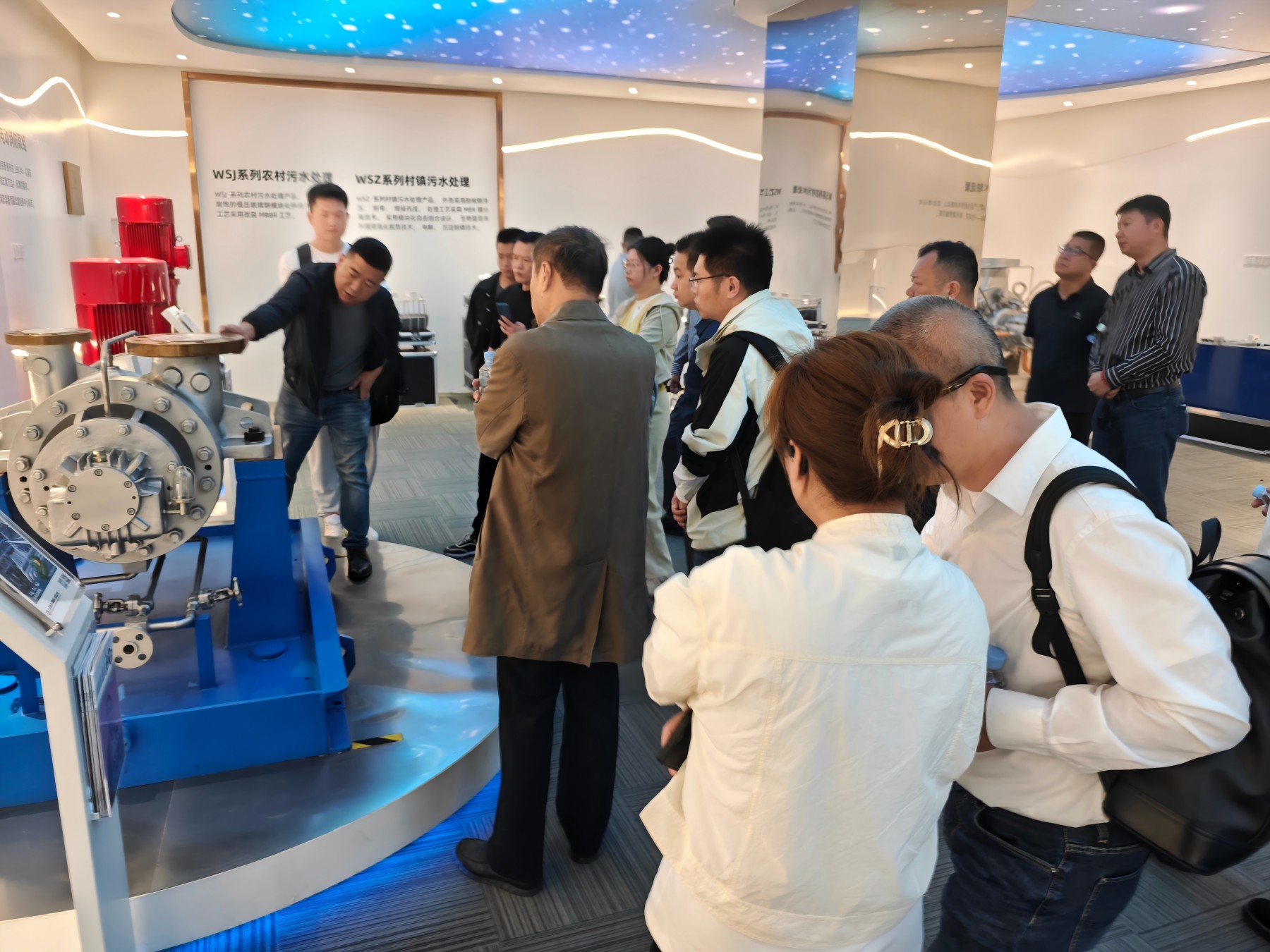 【世環(huán)通企業(yè)游學】走進連成泵業(yè)集團，解碼創(chuàng)新科技×綠色智造雙引擎-